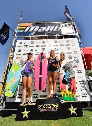 Podium pro women wake surf