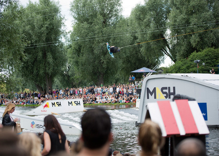 2016 Munich MASH Wakeboard