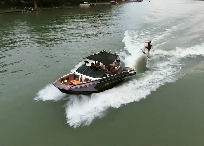 Wakesurfing Drew Drennan
