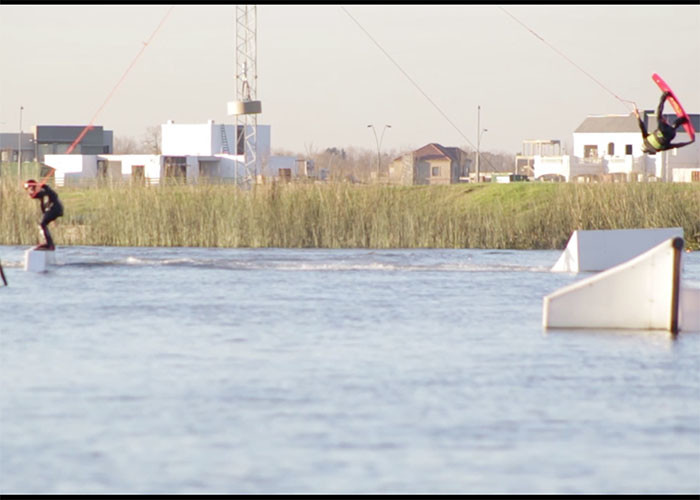 Puertos Wake Session Green Parrot Wake Beach
