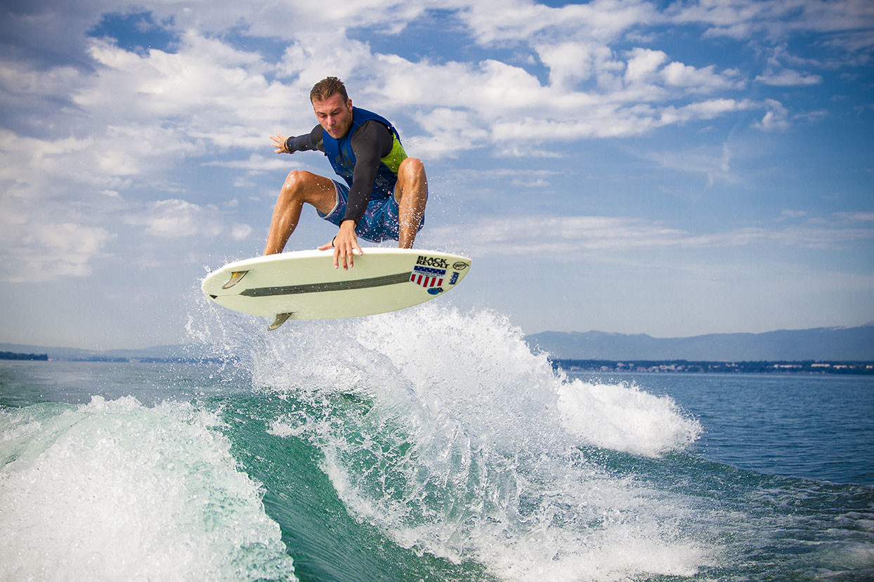 Seb Balland black revolt wakesurf